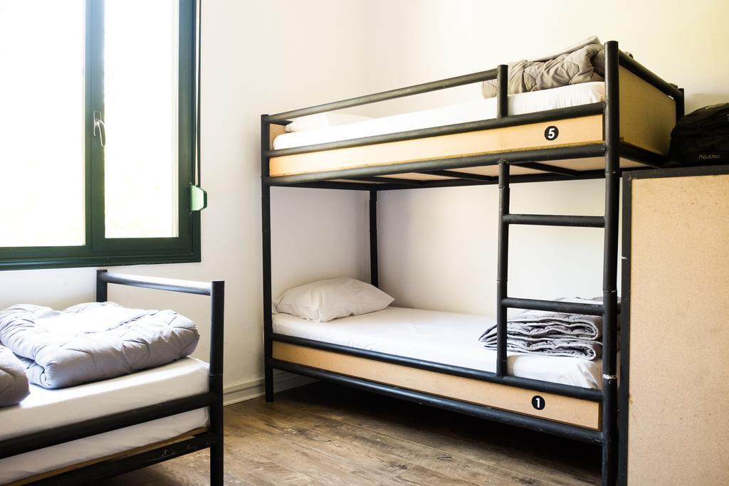 Destil Hostel Tirana Exterior photo